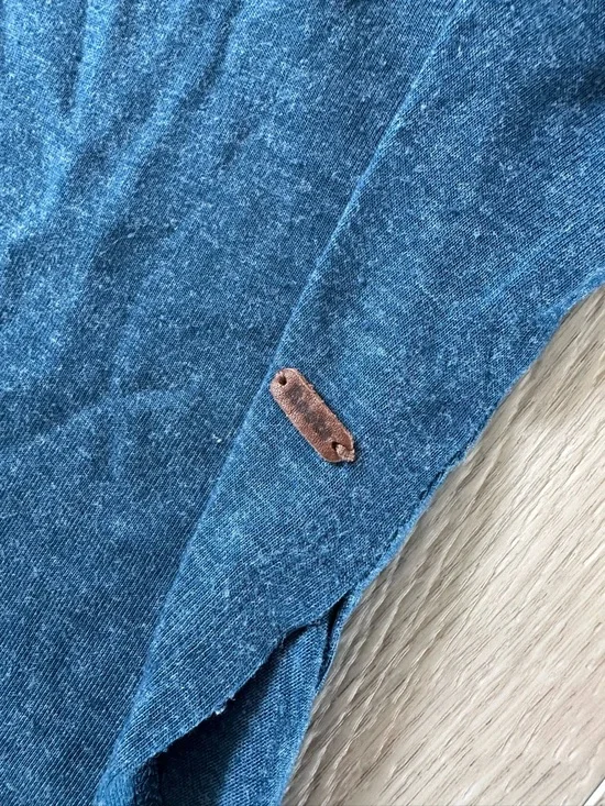 Roots Heathered Blue Crewneck Long Sleeve Tee - Picture 2 of 4